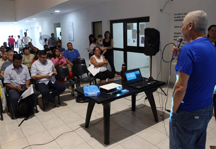 Emprendedores correntinos se capacitan en ventas con tarjetas de débito